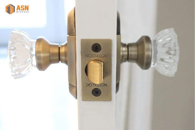 Bộ khóa cửa nhôm kính