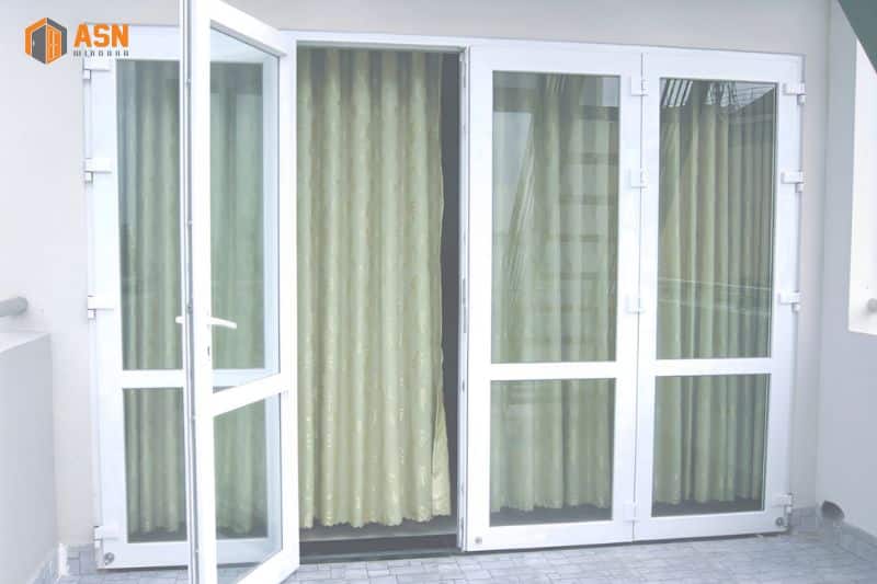 cửa nhôm kính 4 cánh