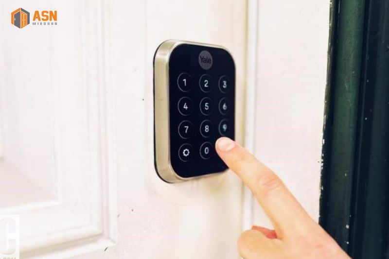 tay nắm cửa nhôm kính