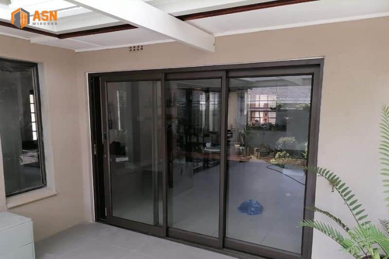 Cửa nhôm hệ 55 bao nhiêu tiền 1m2