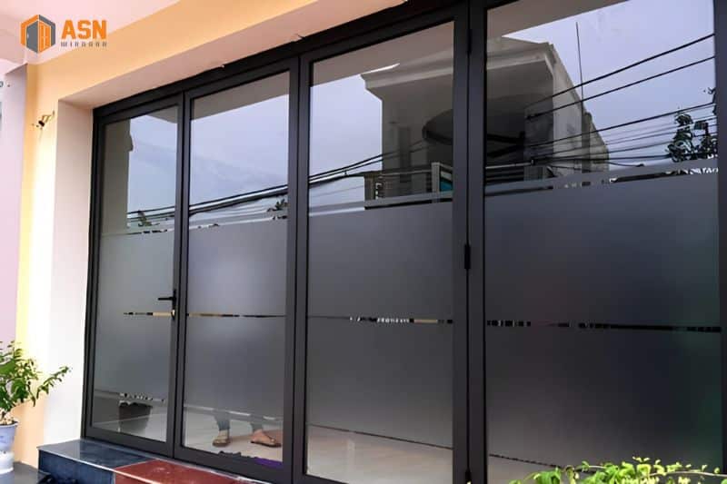 Cửa nhôm kính mờ