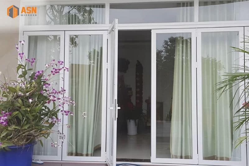 giá cửa nhôm kính xingfa
