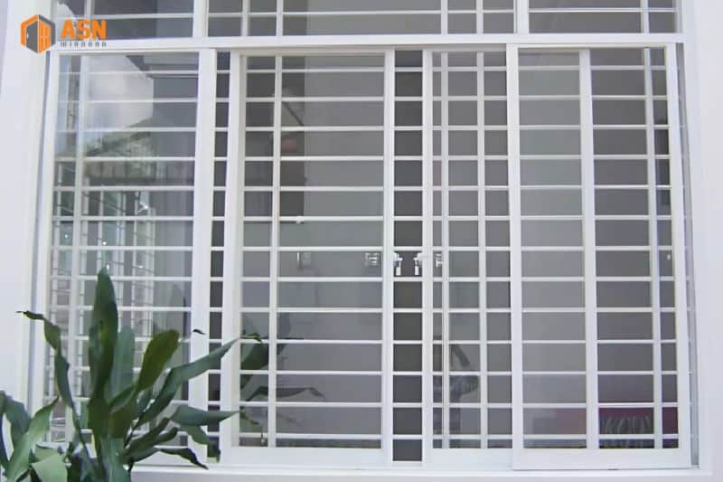 khung bảo vệ cửa sổ nhôm Xingfa