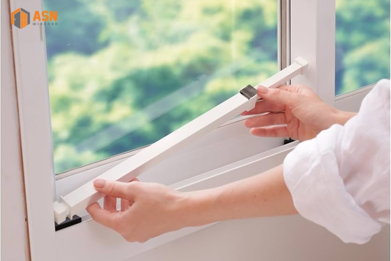 Cửa đi lùa 4 cánh Xingfa hệ 55