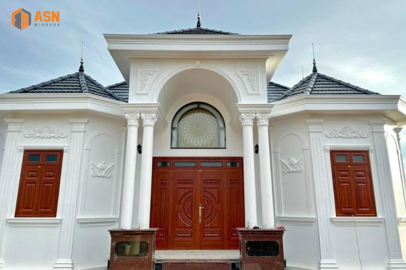 chiều cao cửa chính 4 cánh