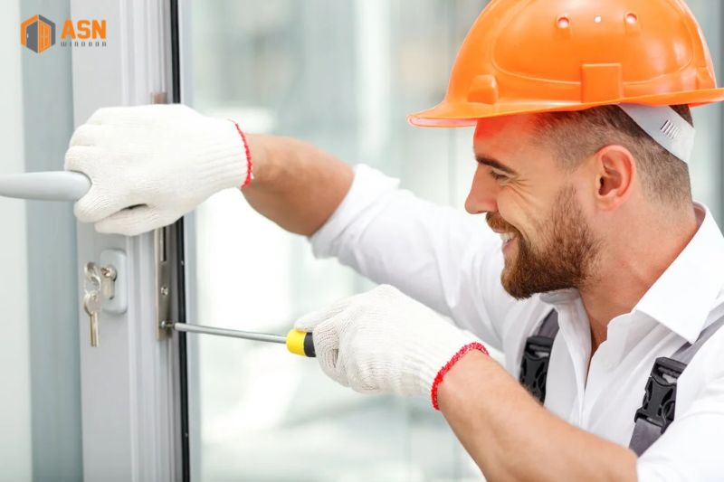 Chiều rộng cửa chính 4 cánh