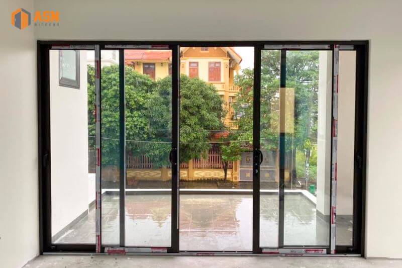 kích thước lỗ ban cửa chính 4 cánh