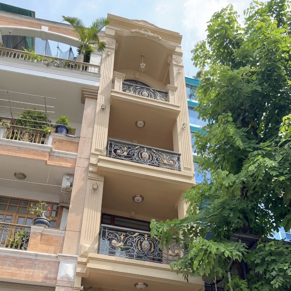 cửa nhà
